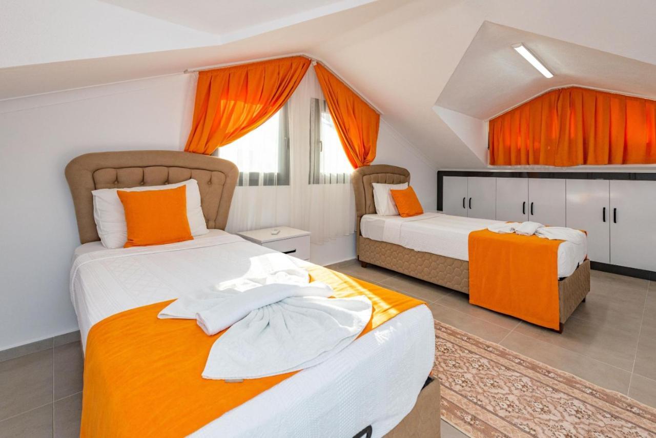 4 Bedroom Holiday Villa In Hisaroenue Oeluedeniz- Gold Rose เฟทิเย ภายนอก รูปภาพ