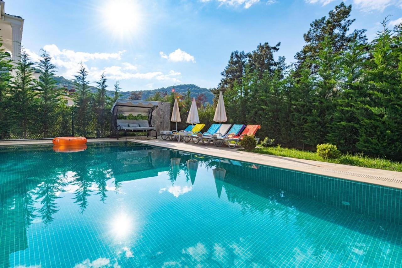 4 Bedroom Holiday Villa In Hisaroenue Oeluedeniz- Gold Rose เฟทิเย ภายนอก รูปภาพ