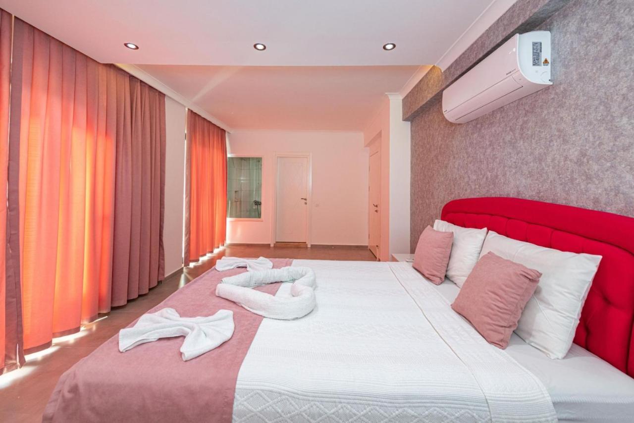 4 Bedroom Holiday Villa In Hisaroenue Oeluedeniz- Gold Rose เฟทิเย ภายนอก รูปภาพ
