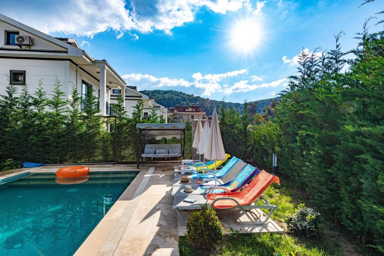 4 Bedroom Holiday Villa In Hisaroenue Oeluedeniz- Gold Rose เฟทิเย ภายนอก รูปภาพ