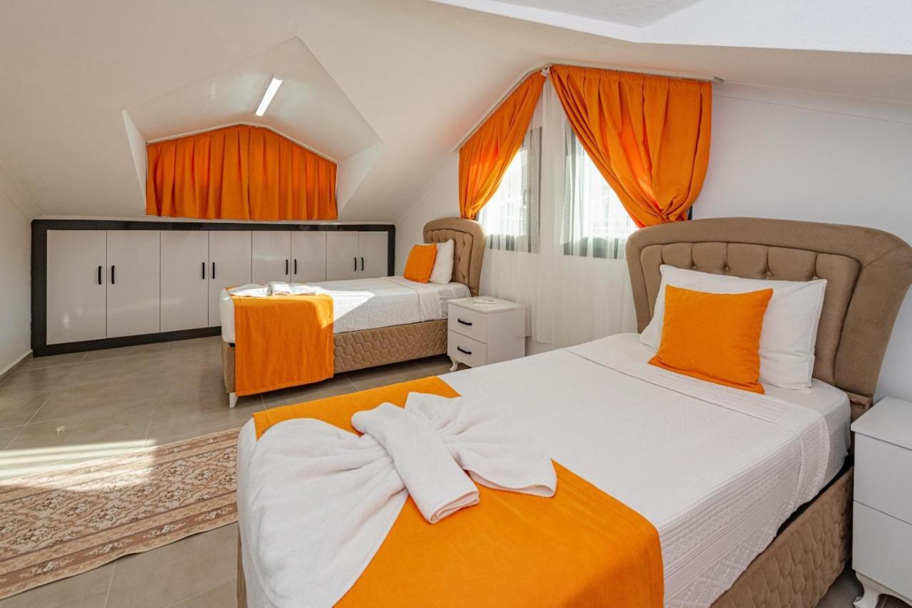 4 Bedroom Holiday Villa In Hisaroenue Oeluedeniz- Gold Rose เฟทิเย ภายนอก รูปภาพ