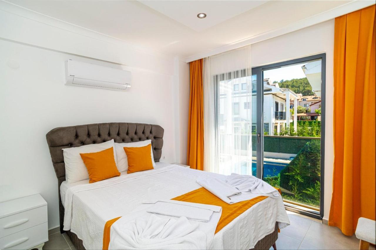 4 Bedroom Holiday Villa In Hisaroenue Oeluedeniz- Gold Rose เฟทิเย ภายนอก รูปภาพ