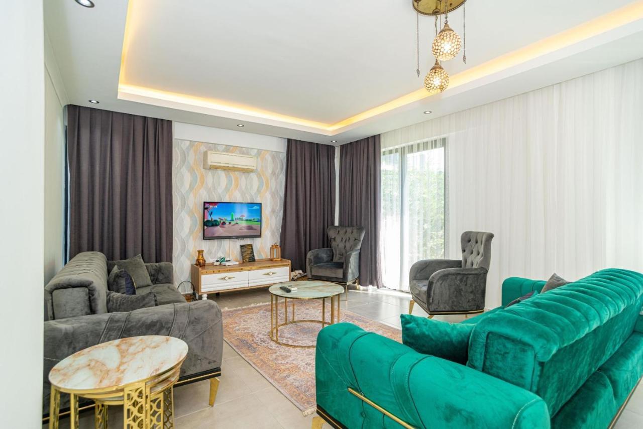 4 Bedroom Holiday Villa In Hisaroenue Oeluedeniz- Gold Rose เฟทิเย ภายนอก รูปภาพ